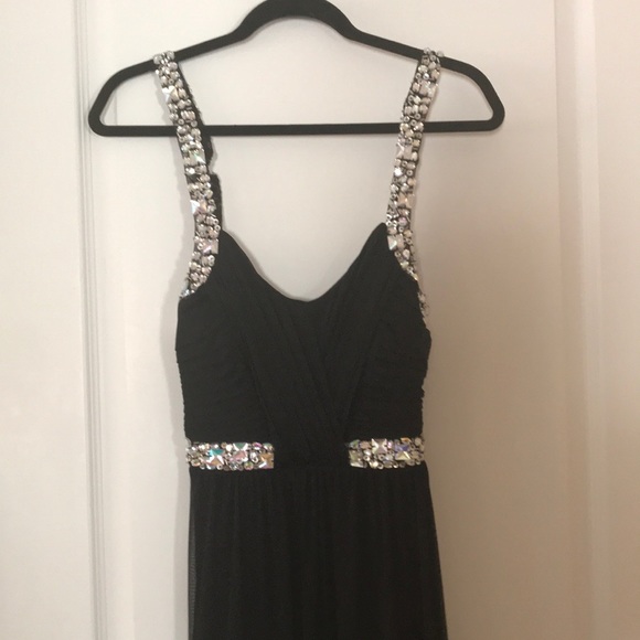 Beautiful Black Long Prom dress Rhinestones - Picture 2 of 6